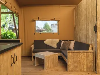 Luxury Suite: living area with a corner sofa